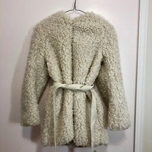 Aritzia Jackets & Coats - Aritzia Wilfred Laboratoire Coat Aritzia Jackets & Coats - Aritzia Wilfred Laboratoire Coat